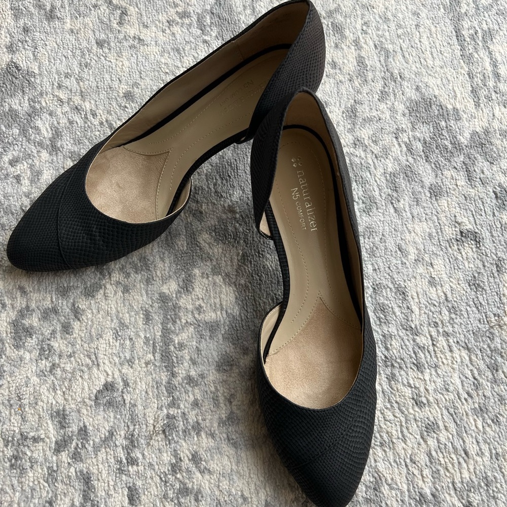 Naturalizer D’orsay Black Animal Print Pump